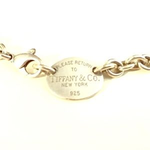 Silver ‘Return to Tiffany’ Oval Pendant Necklace